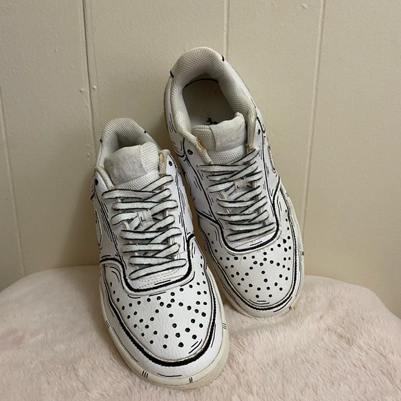 Custom 2D Nike Tennis Shoes - Picture 9 of 13